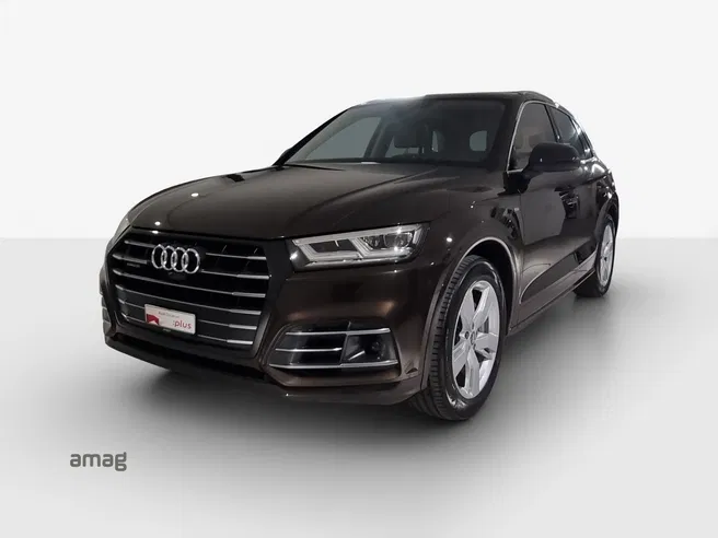AUDI Q5 55 TFSI e sport