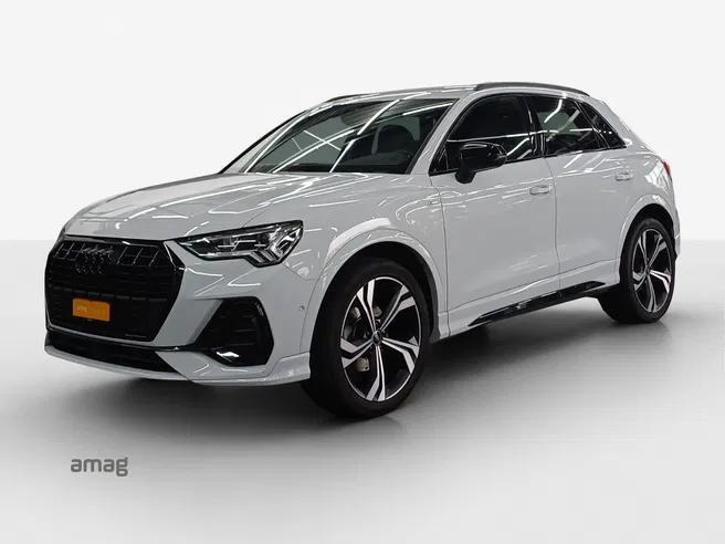 AUDI Q3 35 TFSI S line Attraction