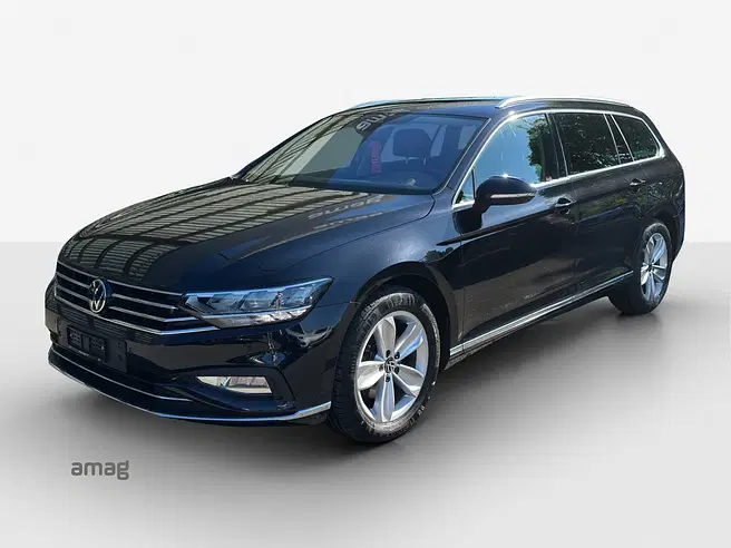 VW Passat Variant Elegance