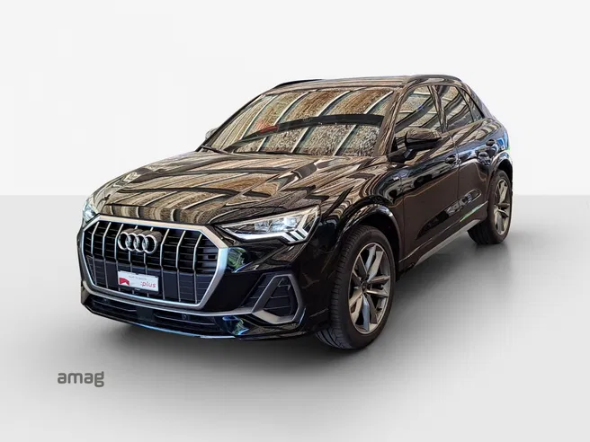 AUDI Q3 35 TFSI S line Attraction
