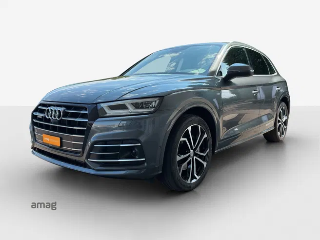 AUDI Q5 55 TFSI e sport