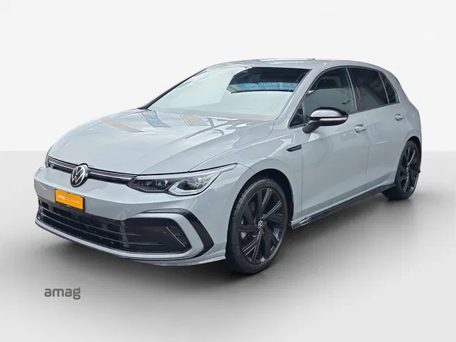 VW Golf R-Line