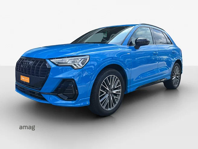 AUDI Q3 35 TFSI S line Attraction