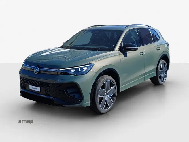VW Tiguan R-Line Plus