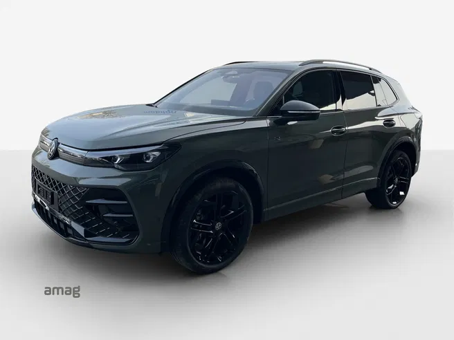 VW Tiguan R-Line