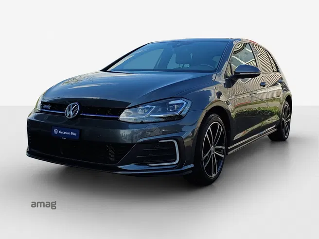 VW new Golf GTE