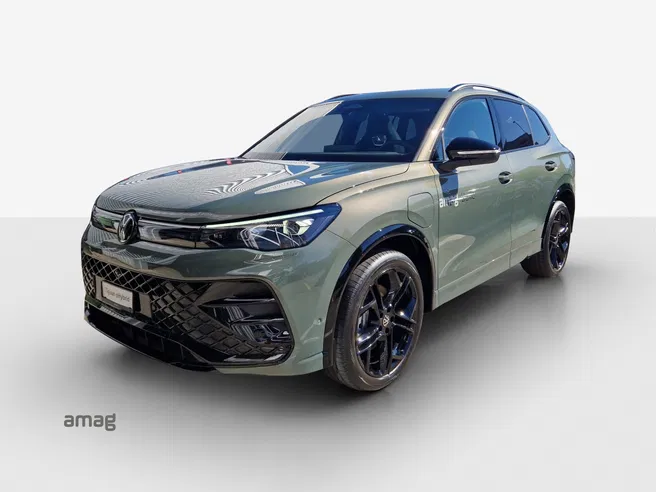 VW Tiguan R-Line