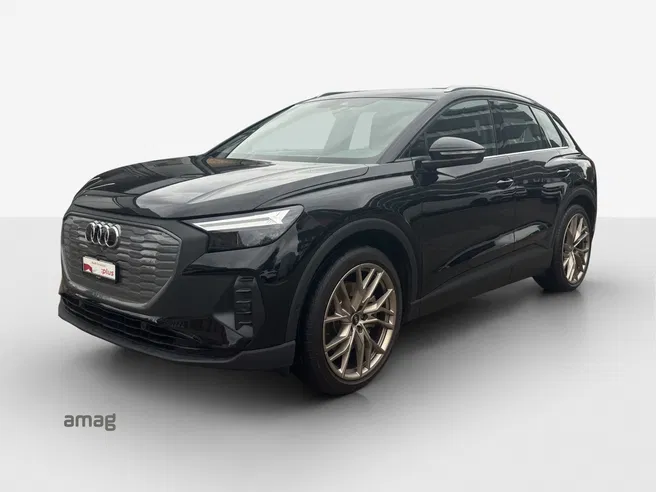 AUDI Q4 40 e-tron