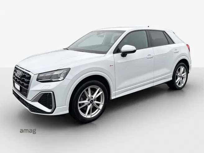 AUDI Q2 40 TFSI S line Attraction