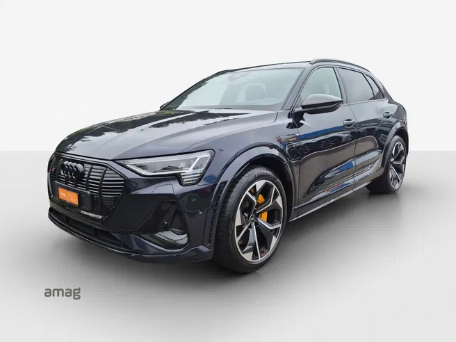AUDI e-tron S quattro