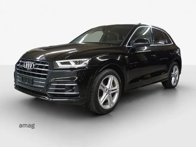 AUDI Q5 55 TFSI e sport