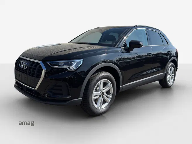 AUDI Q3 35 TFSI Attraction