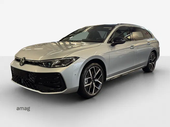 VW Passat Variant R-Line