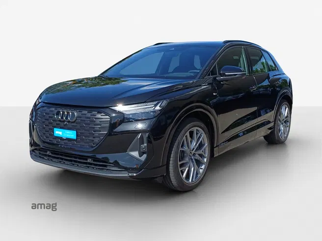 AUDI Q4 45 e-tron quattro Attraction