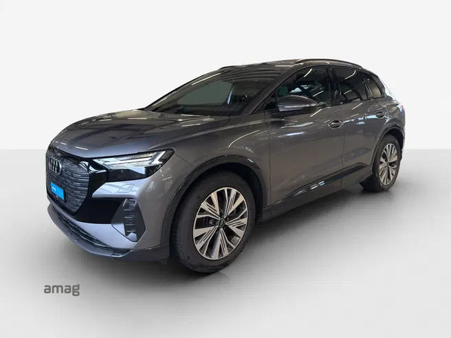 AUDI Q4 40 e-tron