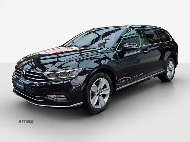 VW Passat Variant Elegance
