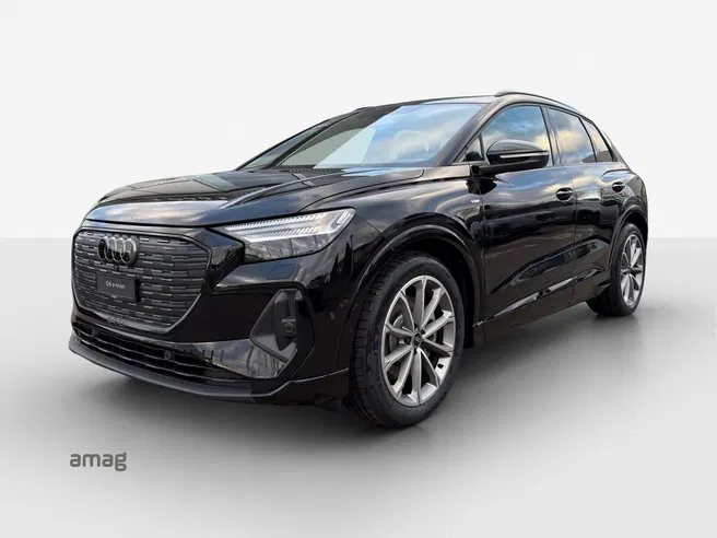AUDI Q4 45 e-tron quattro Attraction