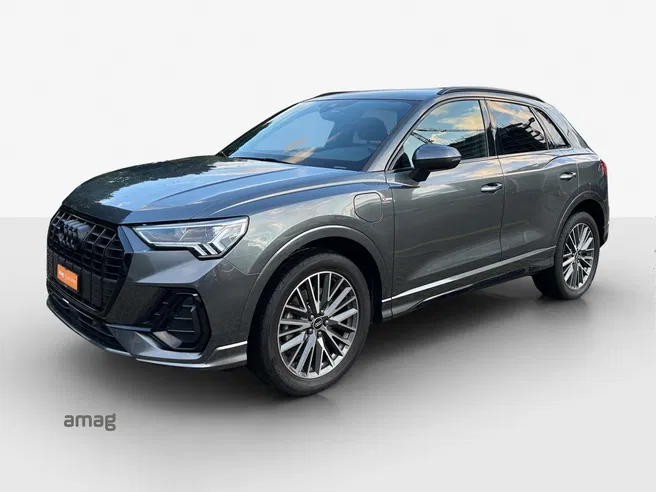 AUDI Q3 45 TFSI e S line