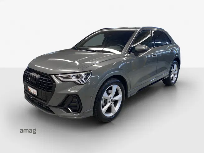 AUDI Q3 35 TFSI S line Attraction
