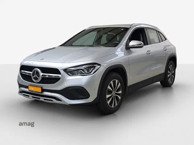 Mercedes-Benz GLA 200d Progress. 4Matic