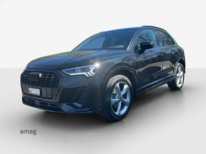 AUDI Q3 35 TDI S line Attraction