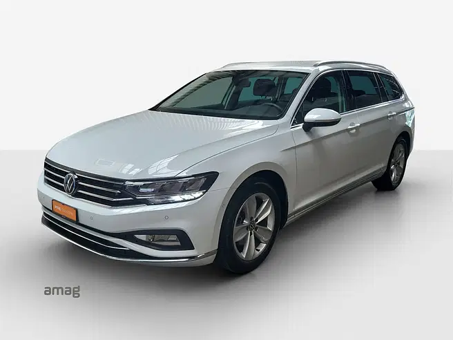 VW Passat Variant Elegance