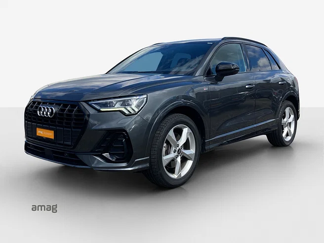 AUDI Q3 40 TDI S line