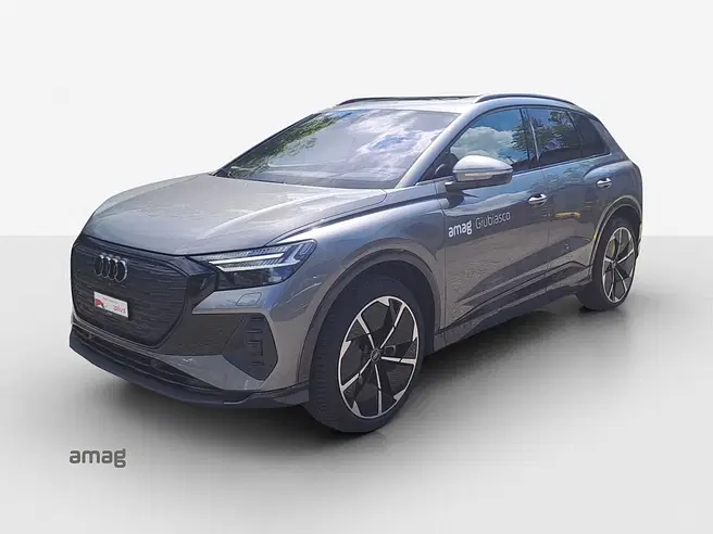 AUDI Q4 55 e-tron quattro