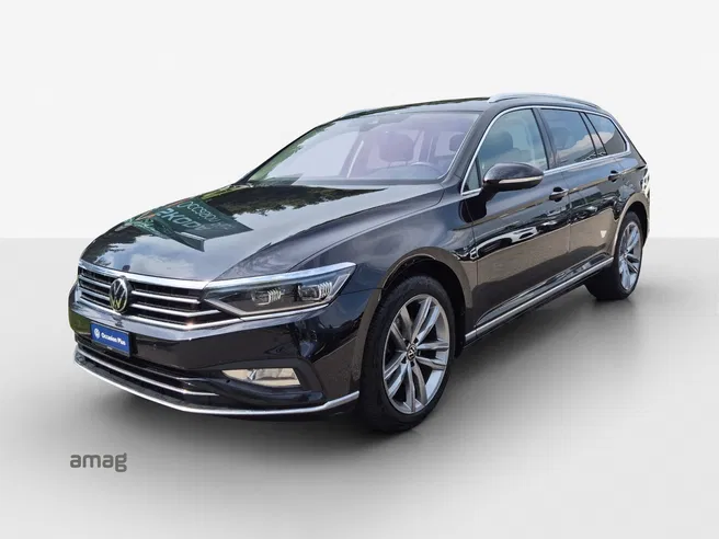 VW Passat Variant Elegance
