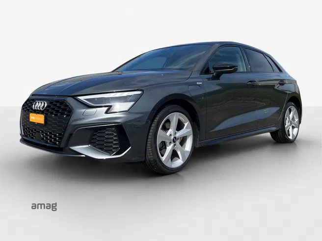 AUDI A3 Sportback 40 TFSI e S line Attraction