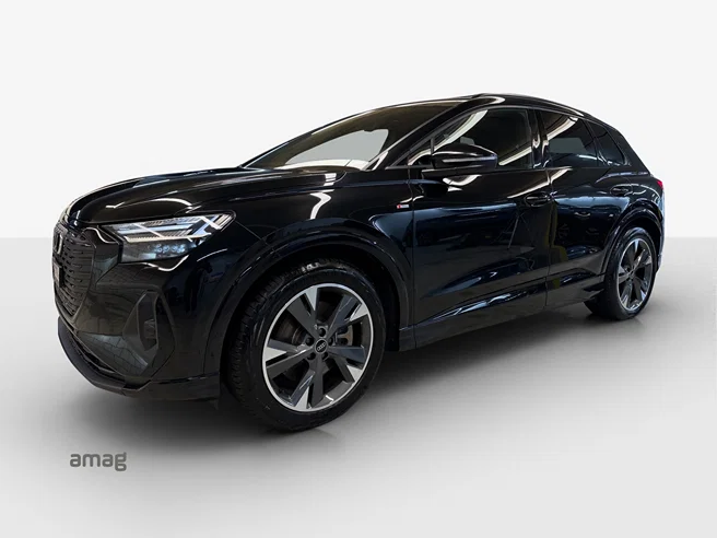 AUDI Q4 45 e-tron quattro