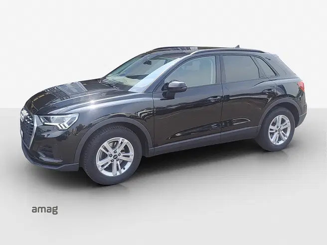 AUDI Q3 35 TFSI Attraction