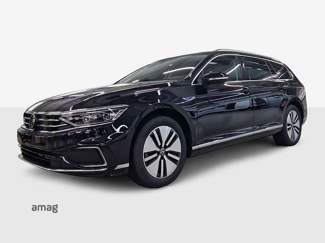 VW Passat Variant GTE