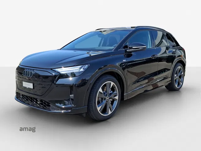 AUDI Q4 SUV e-tron quattro performance Attraction