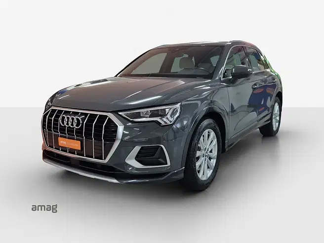 AUDI Q3 40 TFSI advanced