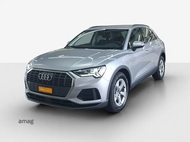 AUDI Q3 35 TFSI Attraction