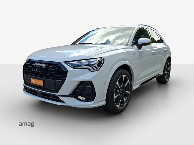 AUDI Q3 35 TFSI S line Attraction