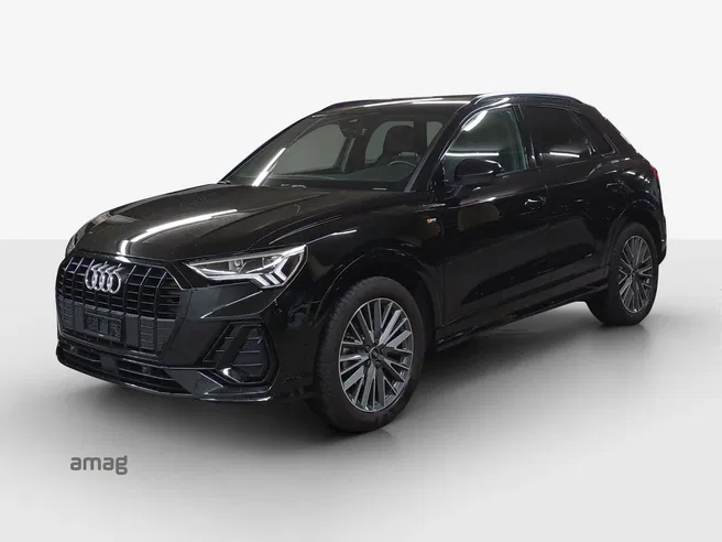 AUDI Q3 35 TFSI S line Attraction