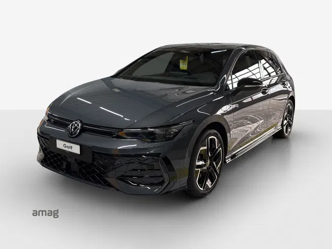 VW Golf R-Line