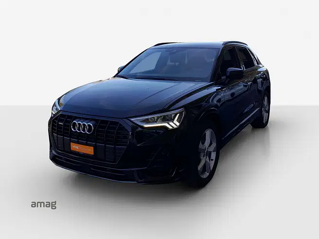 AUDI Q3 40 TDI S line