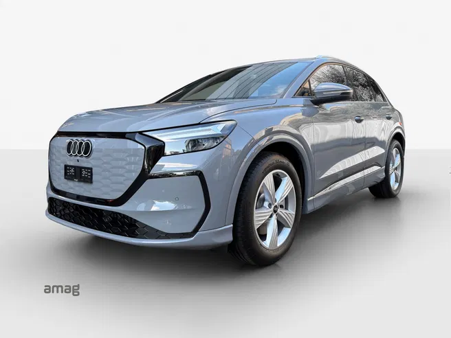 AUDI Q4 SUV e-tron performance Attraction