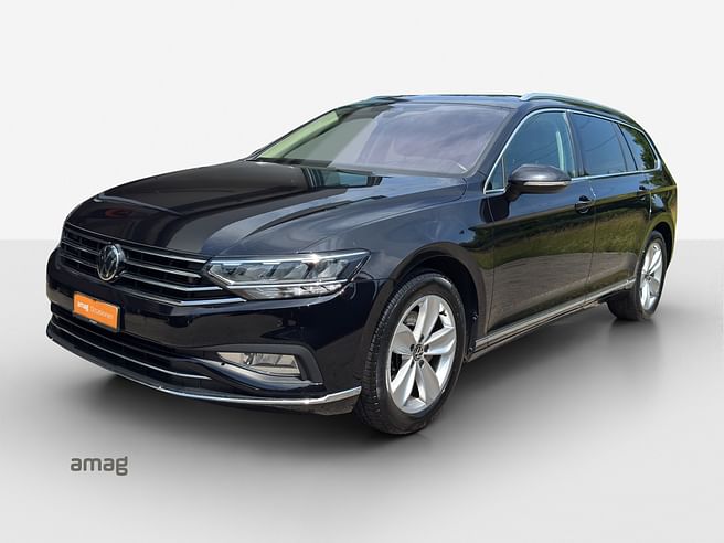VW Passat Variant Elegance