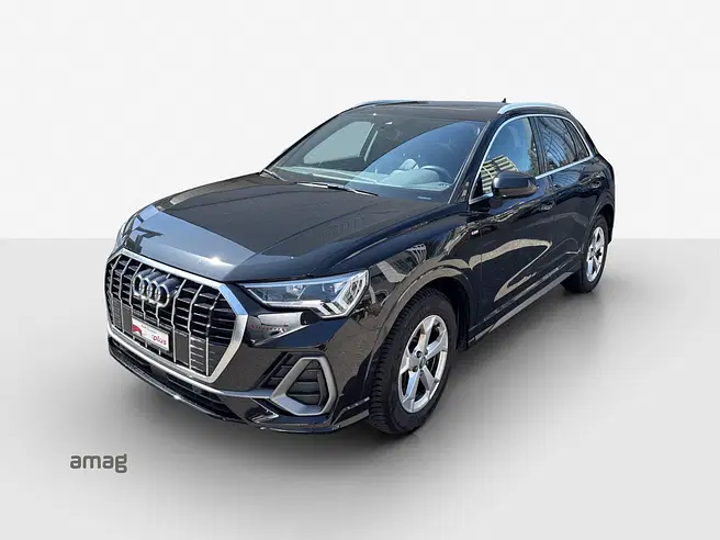 AUDI Q3 40 TFSI S line
