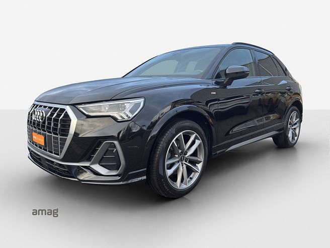 AUDI Q3 35 TFSI S line Attraction