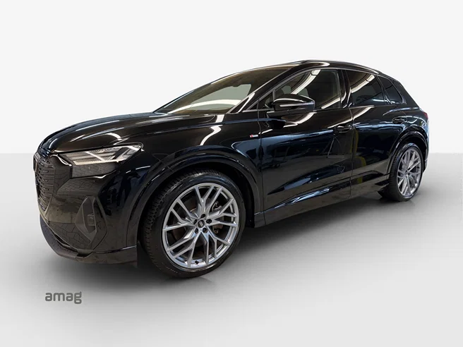 AUDI Q4 50 e-tron quattro