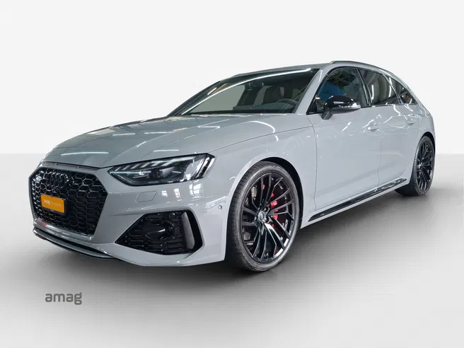AUDI RS 4 Avant