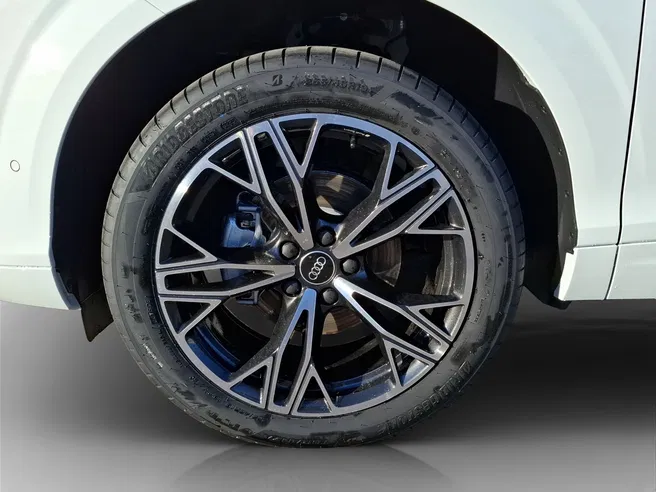 AUDI Q3 SUV TFSI 110 kW