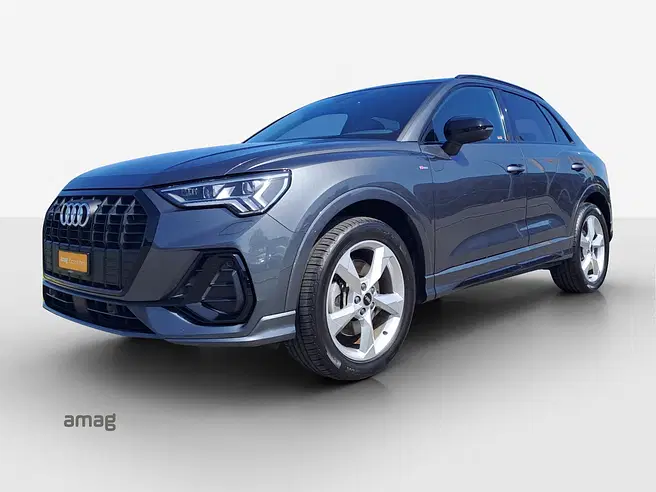 AUDI Q3 40 TDI S line