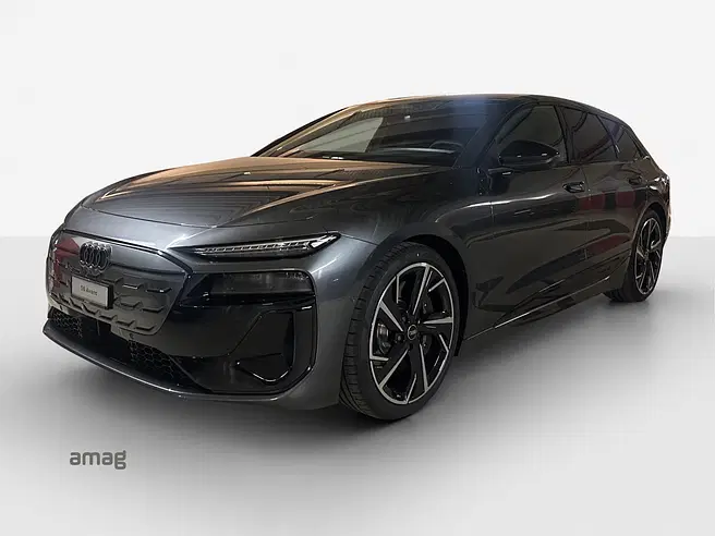 AUDI S6 Avant e-tron
