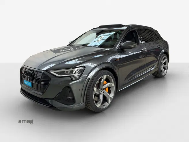 AUDI e-tron S quattro